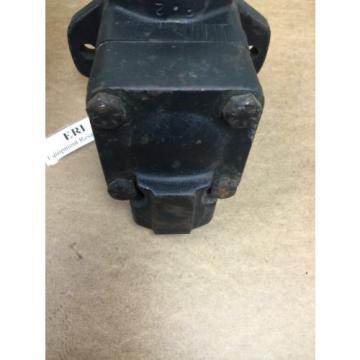 VICKERS HYDRAULIC V10 1B2B 11A 20. Loc 92C Pump