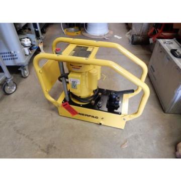 ENERPAC WE SERIES HYDRAULIC WEx4 5000PSI SINGLE ACTING MANUAL 3/2 VALVE NEW Pump