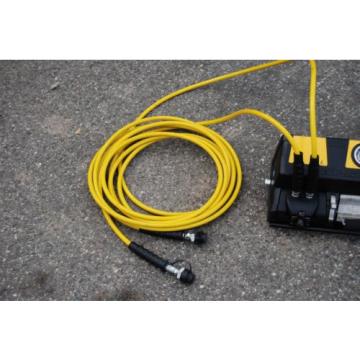 ENERPAC XA12VG AIR DRIVEN HYDRAULIC FOOT 4WAY 3POSITION DA W/ 20&#039; HOSES Pump