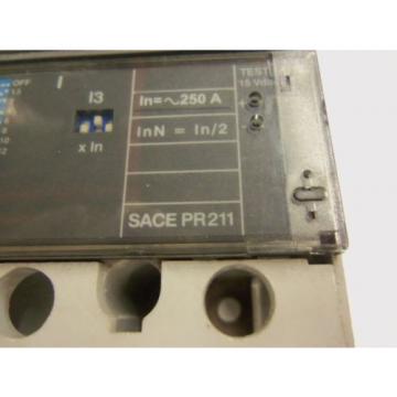 ABB SACES4 W/ SACEPR211  CIRCUIT BREAKER *USED*