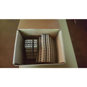 ABB / Entrelec 1SNA299683R0100 terminal blocks new in box  lot of 23 light grey