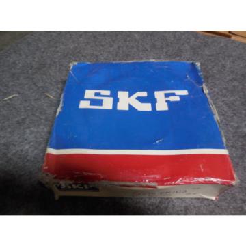 NEW SKF SPHERICAL ROLLER BEARING 22218EK/C3 22218 EK/C3