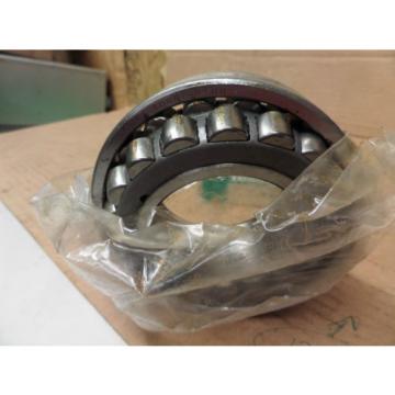 Torrington Spherical Roller Bearing 22213CJW33C3 New