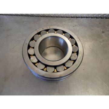 452322CACM2 SKF New Spherical Roller Bearing