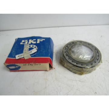 SKF 23120CC C3W33 SPHERICAL DOUBLE ROW ROLLER BEARING ***NIB***