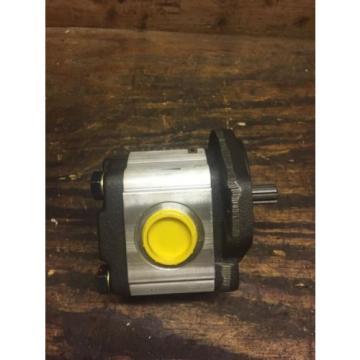 Parker Hydraulic  3329111427 Pump