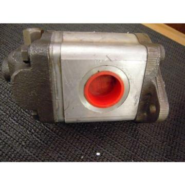 NEW DYNAMATIC LIMITED HYDRAULIC # A17L34011 #551 Pump