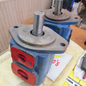 2  Hydraulic pumps, Metaris MH5V30A1C21 &amp; Vickers Pump