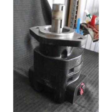 NEW PARKER COMMERCIAL HYDRAULIC MOTOR , #3239210205 Pump