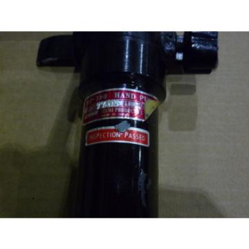 Izumi HP180 10,000 PSI Hand  Pump