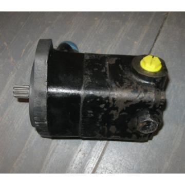 Vickers V10 Series Hydraulic Vane  V10F1S7T11B70   5/8 Shaft 9 Tooth  Pump