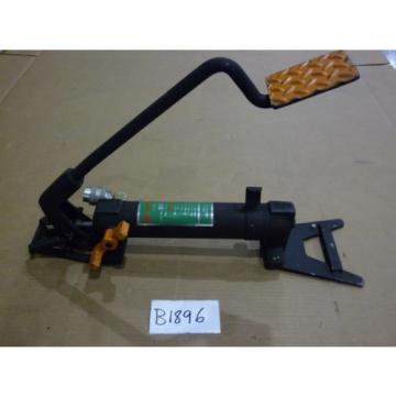 Burndy Y8FP Foot  Pump