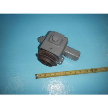 Natchi VDR1A1A3E22 Hydraulic Pressure Compensated Vane 8GPM Pump