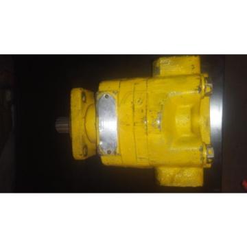 PARKER HYDRAULIC # 3239210157 Pump