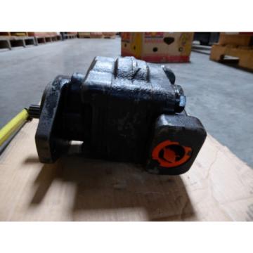 NEW PARKER COMMERCIAL HYDRAULIC # 3249110248 Pump