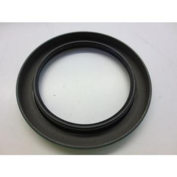 SKF 24635 Oil Seal New Grease Seal CR Seal