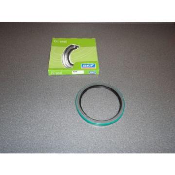 New SKF Grease Oil Seal 46144